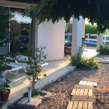 Grande Maison Au Bord Du Salonique Le Grau-du-Roi
