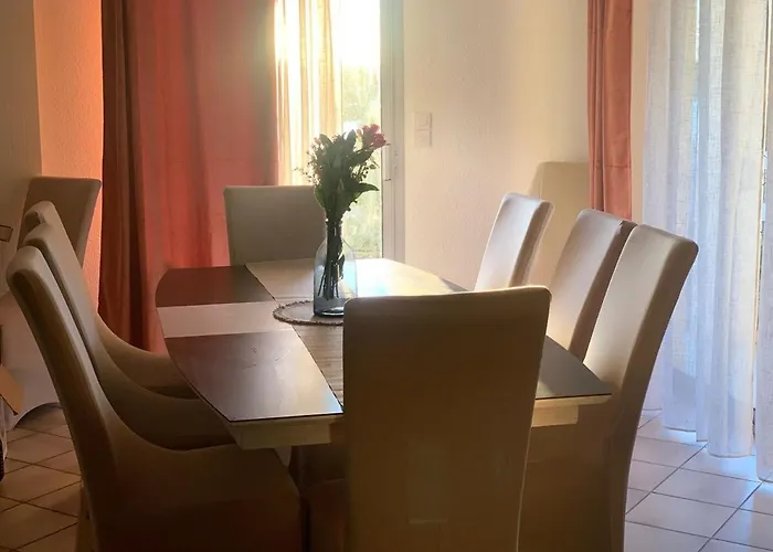 Dom wakacyjny Grande Maison Au Bord Du Salonique Le Grau-du-Roi