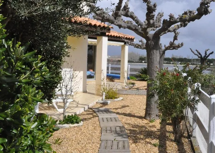 Grande Maison Au Bord Du Salonique